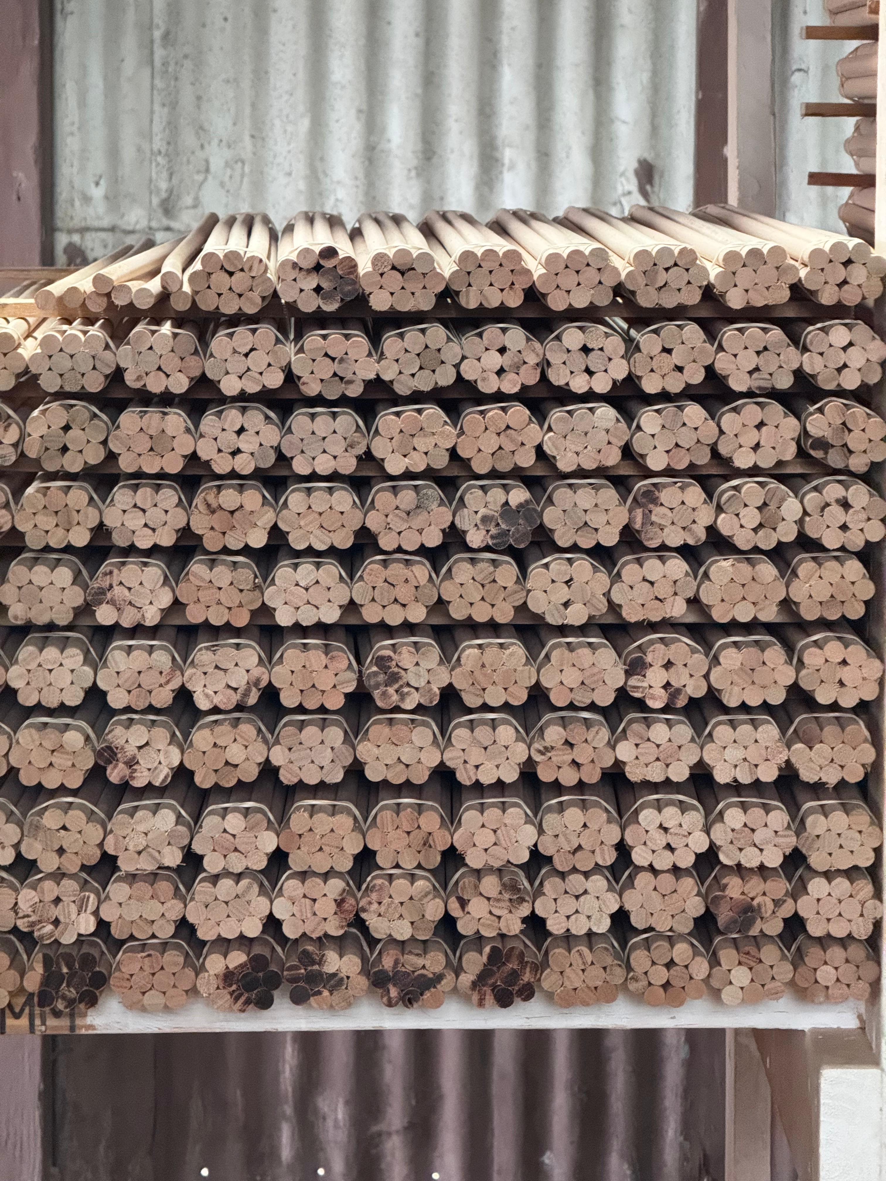 Dowel detail