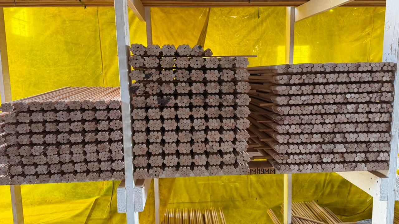 Sturdy rake handle